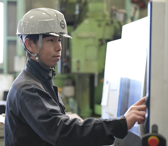 機械加工はプログラム言語のマルチリンガル