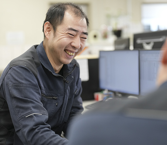 信頼と助け合いがある社内